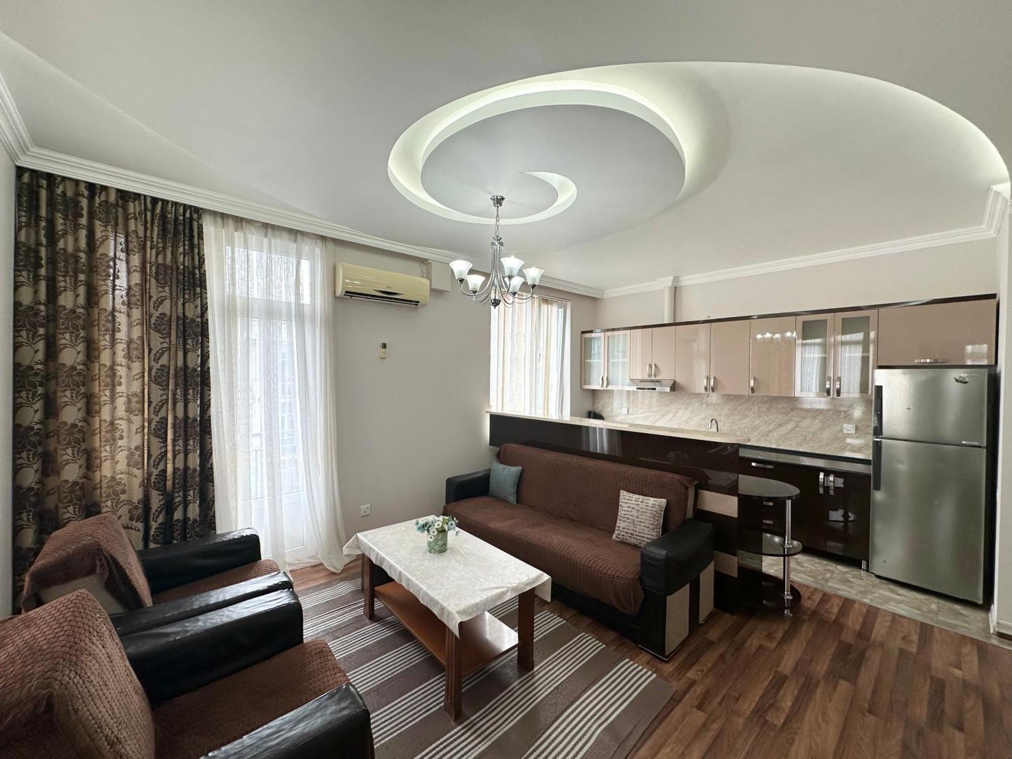 Elite Home 巴统 外观 照片